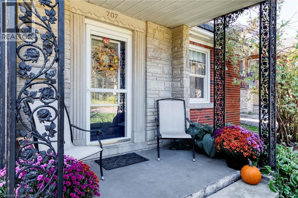 707 Rockway Drive, Kitchener, Ontario  N2G 3B5 - Photo 5 - 40777970