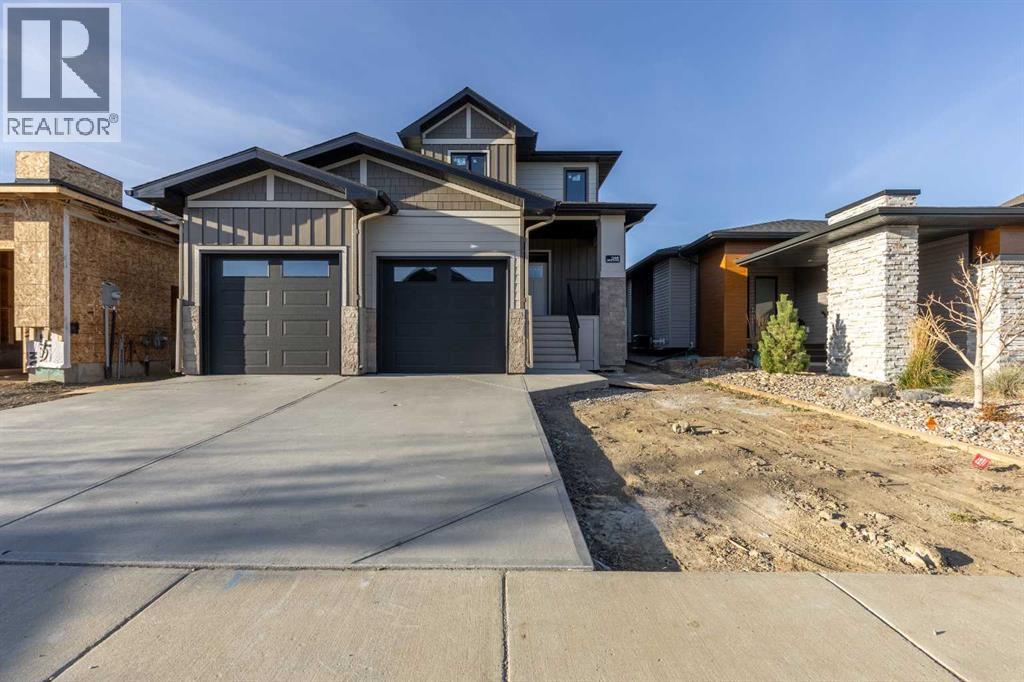 346 Canyon Meadows Road W, Lethbridge, Alberta