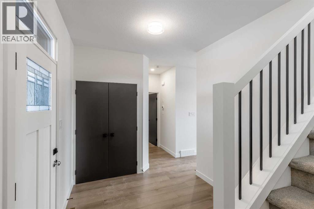 346 Canyon Meadows Road W, Lethbridge, Alberta  T1K 8E7 - Photo 3 - A2274702