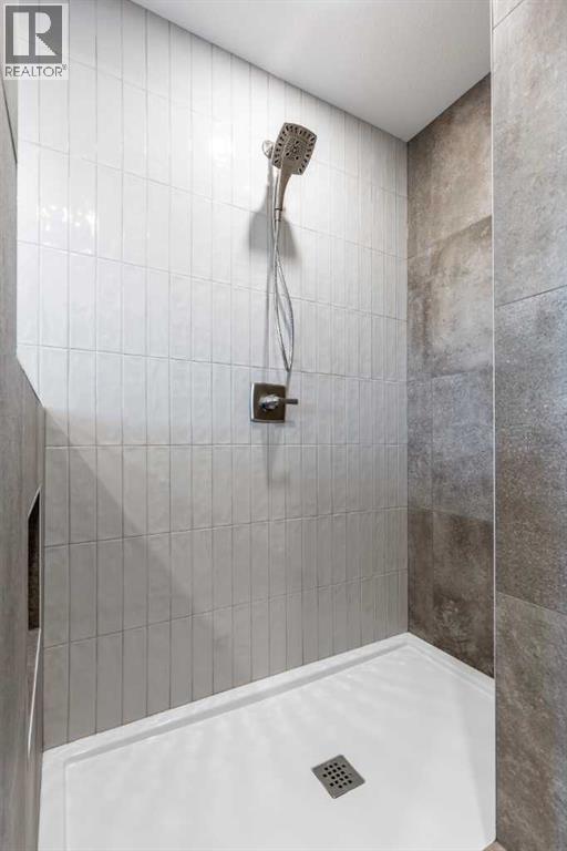 346 Canyon Meadows Road W, Lethbridge, Alberta  T1K 8E7 - Photo 21 - A2274702