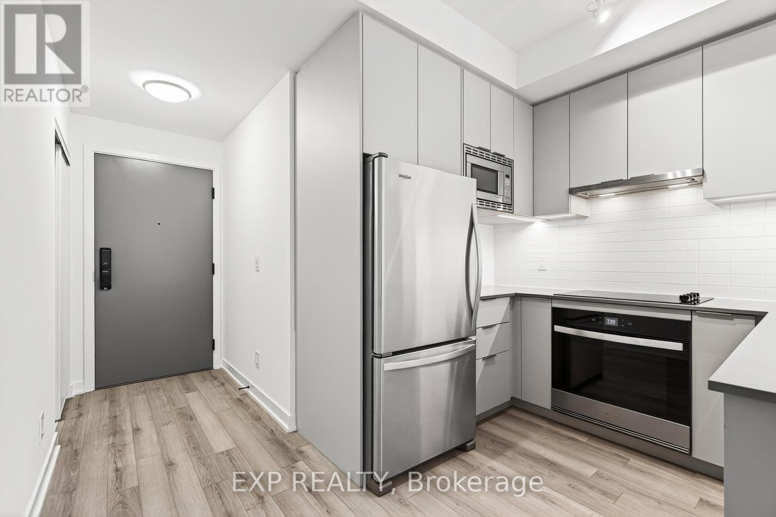 411 - 3071 Trafalgar Road, Oakville, Ontario  L6H 8C6 - Photo 13 - W12631244