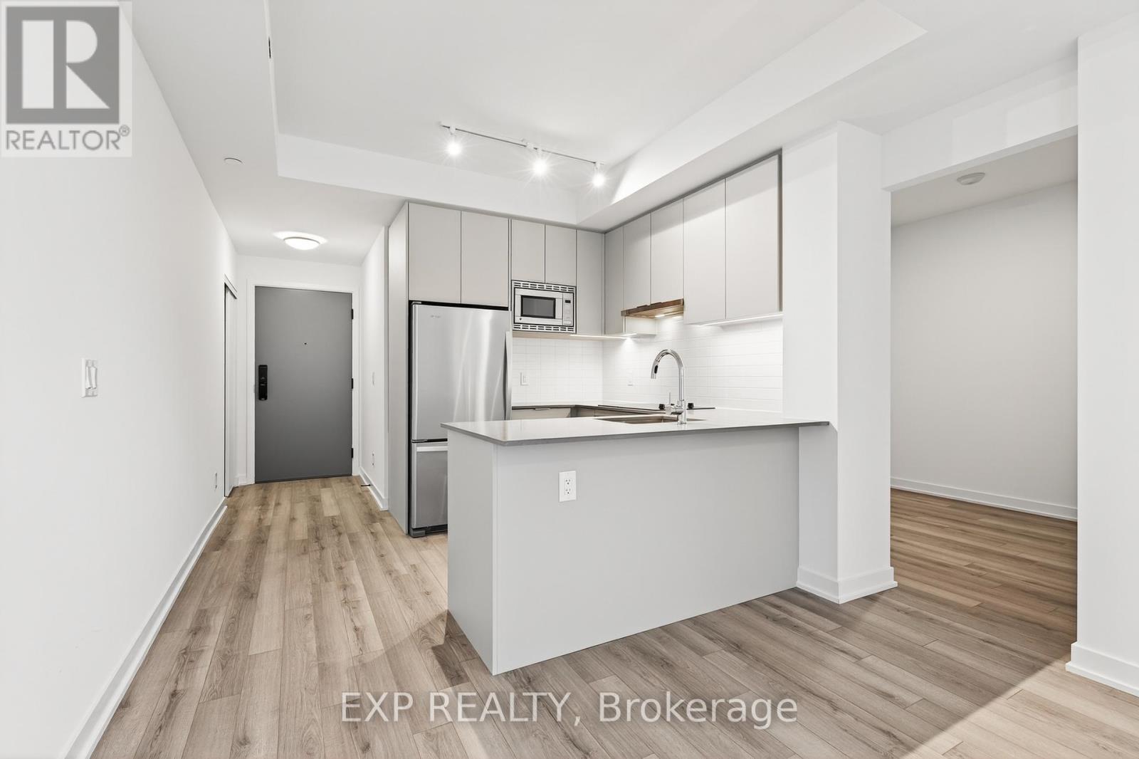 411 - 3071 Trafalgar Road, Oakville, Ontario  L6H 8C6 - Photo 14 - W12631244