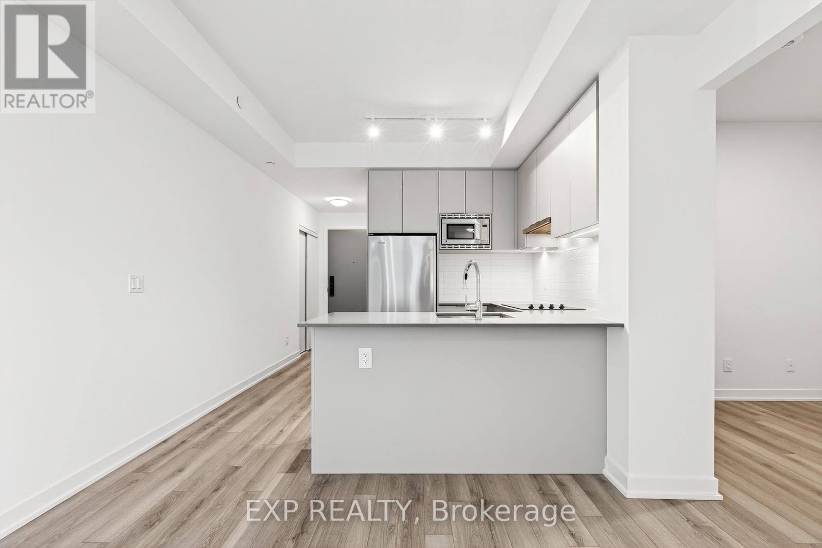 411 - 3071 Trafalgar Road, Oakville, Ontario  L6H 8C6 - Photo 15 - W12631244