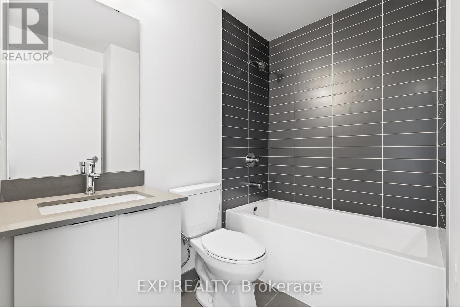 411 - 3071 Trafalgar Road, Oakville, Ontario  L6H 8C6 - Photo 28 - W12631244