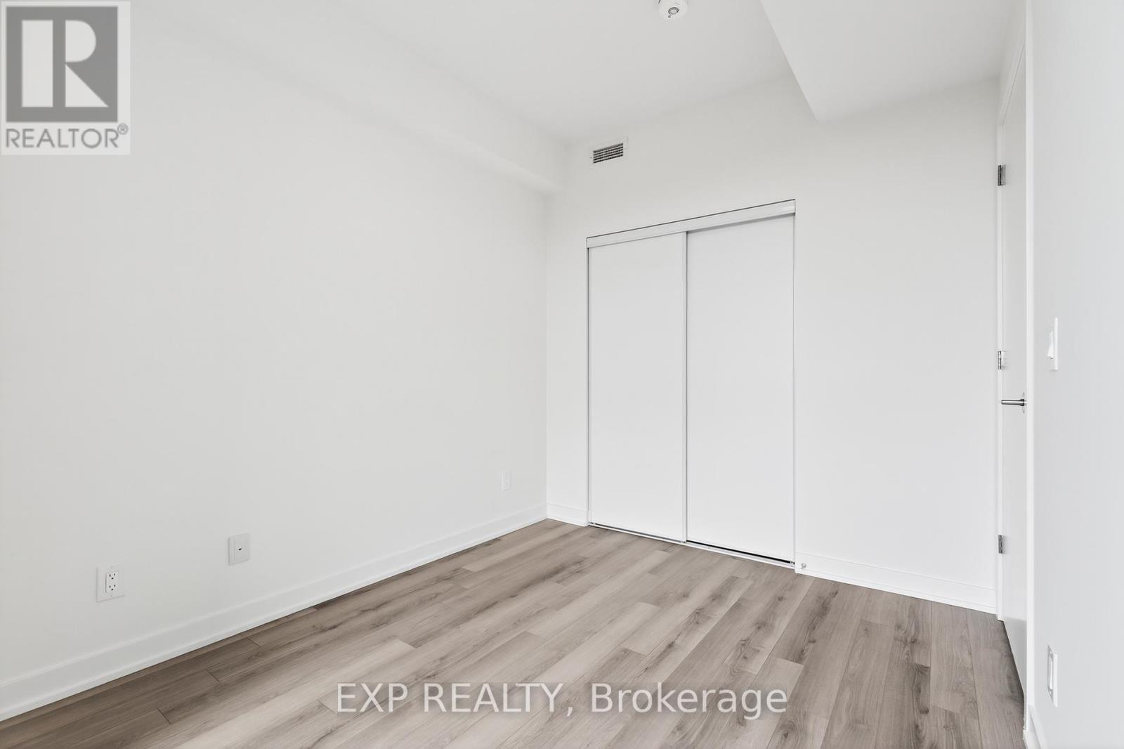 411 - 3071 Trafalgar Road, Oakville, Ontario  L6H 8C6 - Photo 31 - W12631244