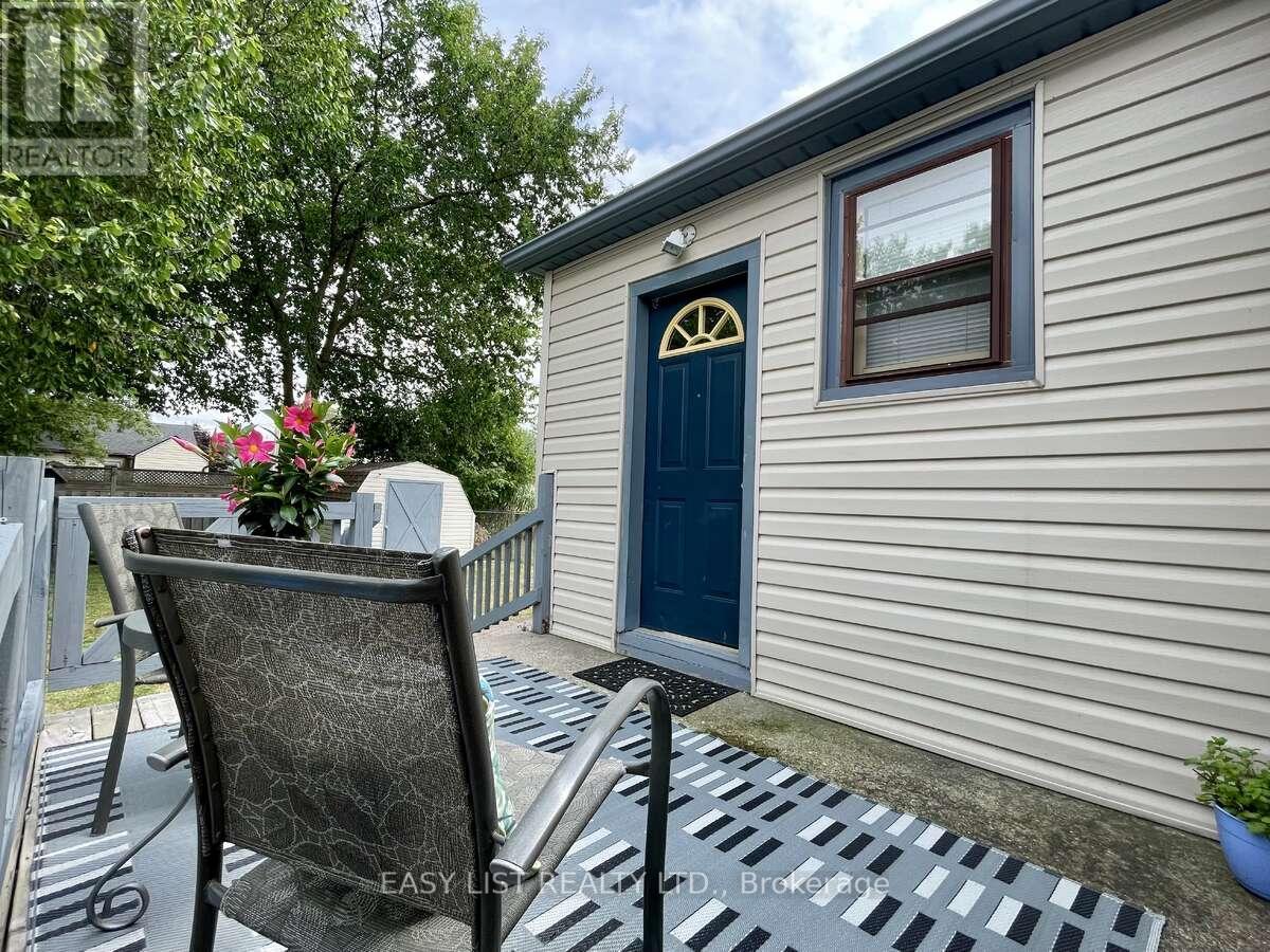 35 Mary Street, Fort Erie, Ontario  L2A 4A4 - Photo 27 - X12322238