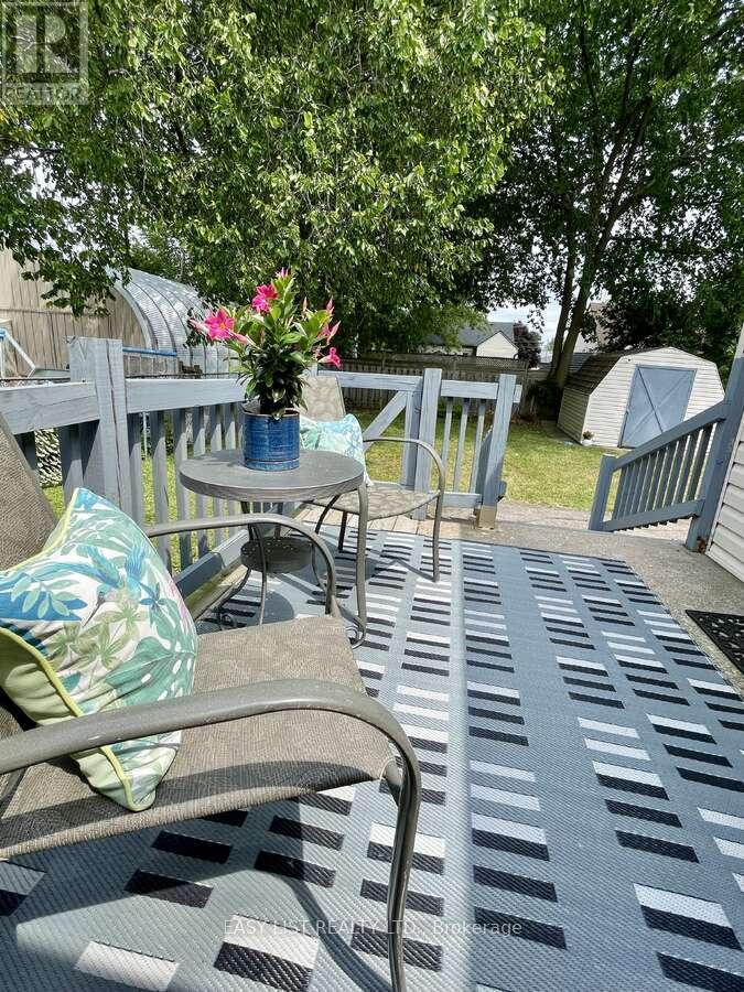 35 Mary Street, Fort Erie, Ontario  L2A 4A4 - Photo 34 - X12322238