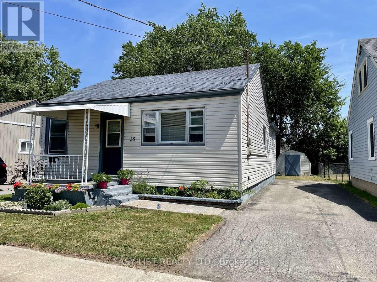 35 Mary Street, Fort Erie, Ontario  L2A 4A4 - Photo 41 - X12322238