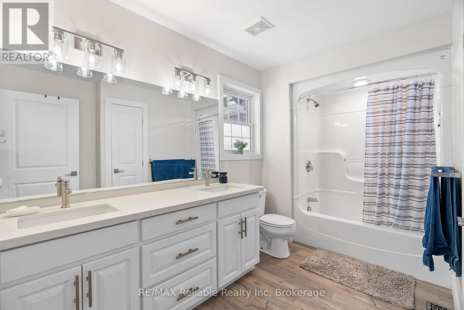 61 Wilson Street, Huron East, Ontario  N0K 1W0 - Photo 11 - X12631018