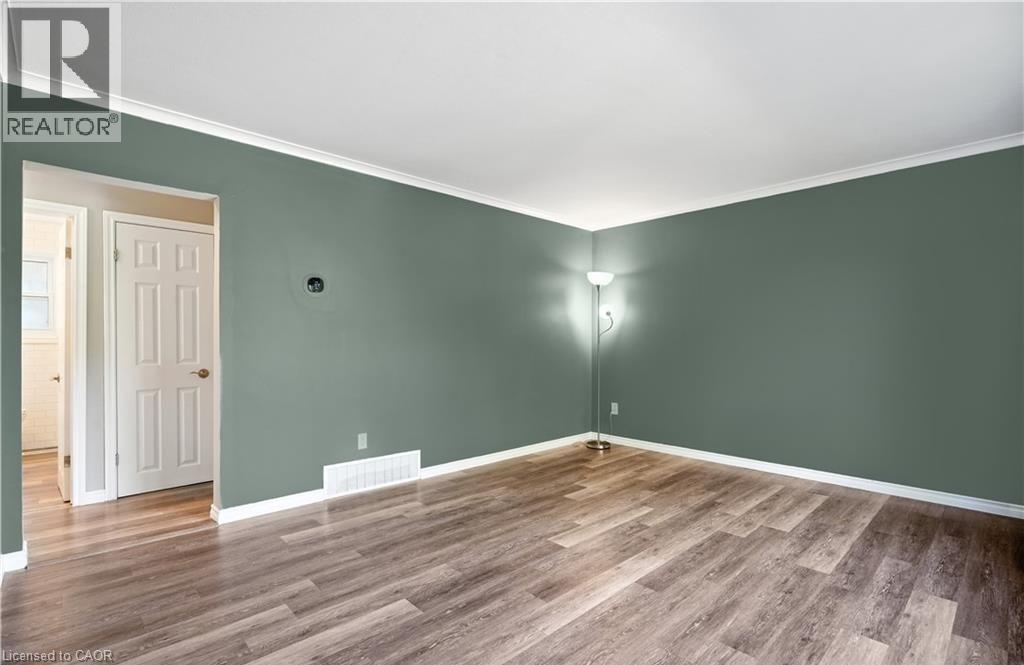 154 Montgomery Road Unit# Unit B, Kitchener, Ontario  N2H 3P6 - Photo 2 - 40793803