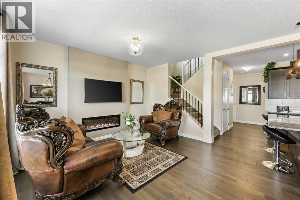 340 Lawthorn Way Se, Airdrie, Alberta  T4A 3M7 - Photo 10 - A2268711