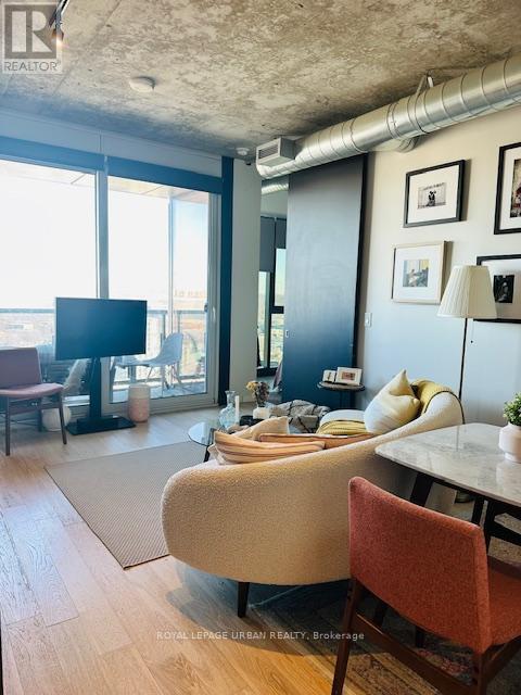 2705 - 170 Bayview Avenue, Toronto, Ontario  M5A 0M4 - Photo 6 - C12631268