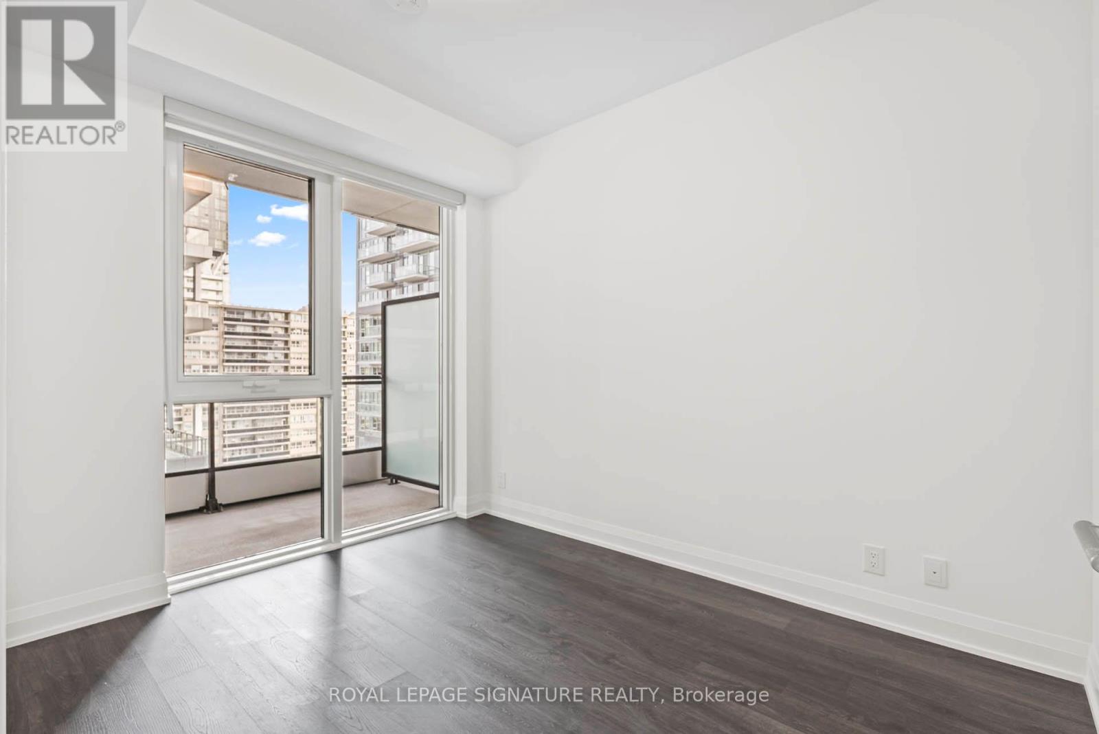 1302 - 65 Broadway Avenue, Toronto (Mount Pleasant West), Ontario  M4P 1T9 - Photo 15 - C12631294