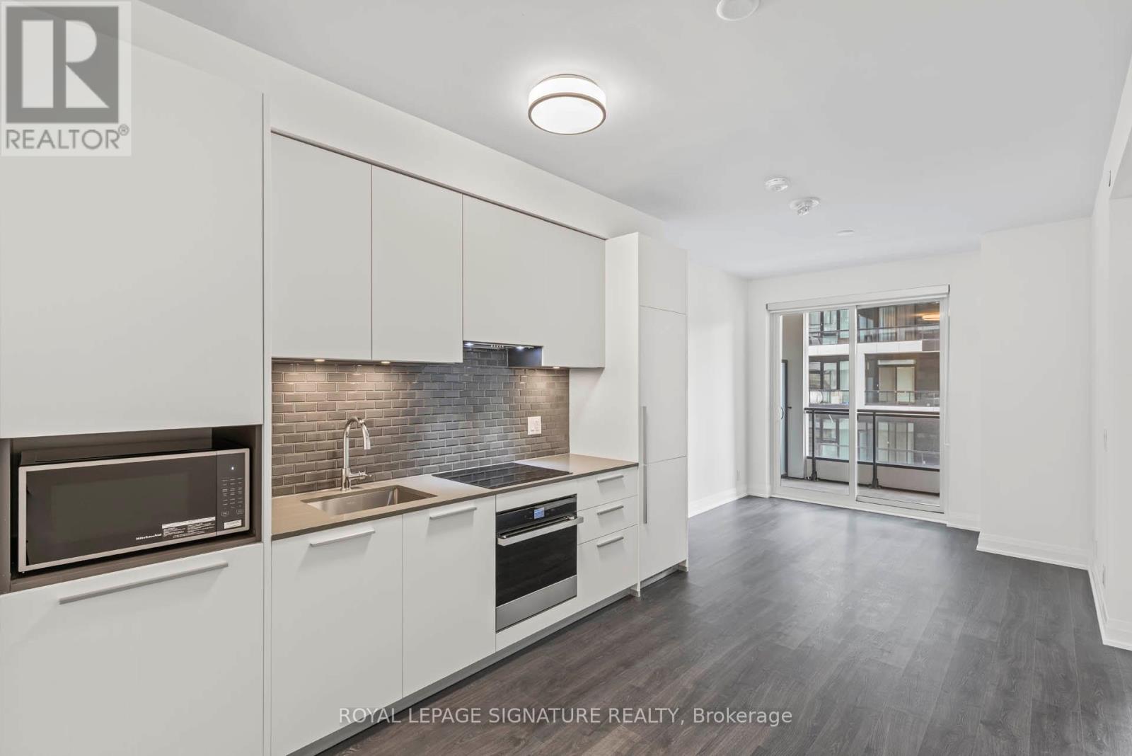 1302 - 65 Broadway Avenue, Toronto (Mount Pleasant West), Ontario  M4P 1T9 - Photo 6 - C12631294