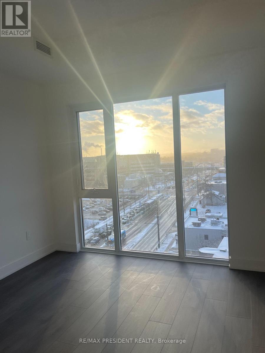 A911 - 705 Davis Drive, Newmarket, Ontario  L3Y 0J1 - Photo 6 - N12631292