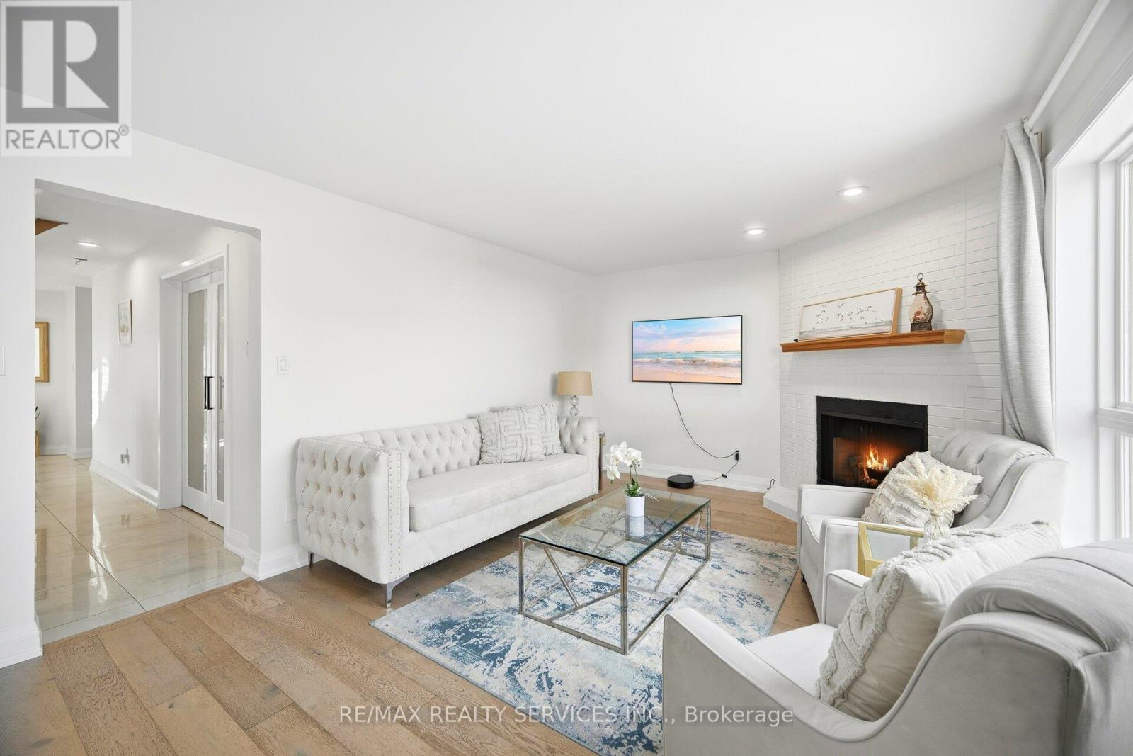 71 Hutton Crescent, Caledon, Ontario  L7C 1A7 - Photo 17 - W12631274