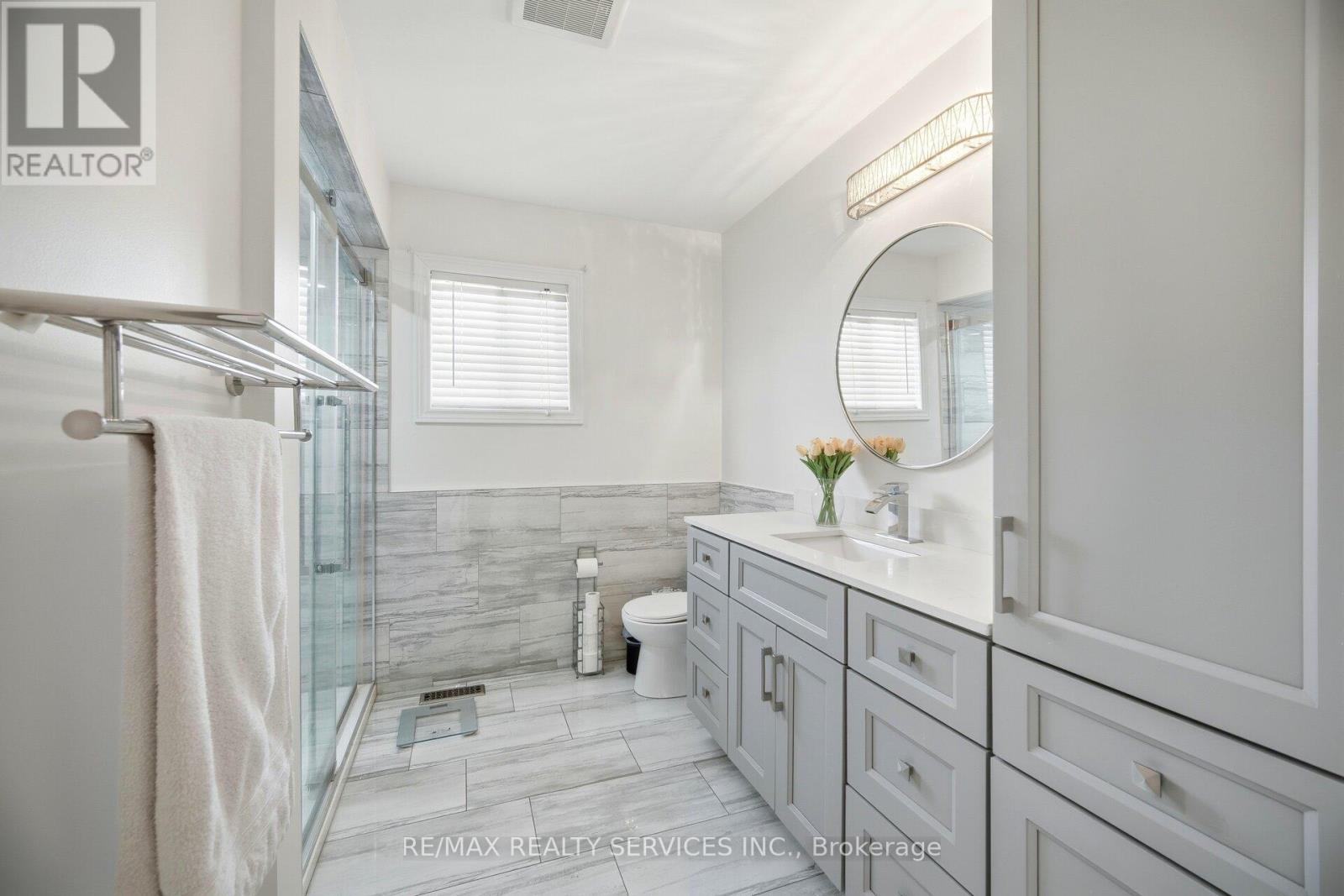 71 Hutton Crescent, Caledon, Ontario  L7C 1A7 - Photo 38 - W12631274