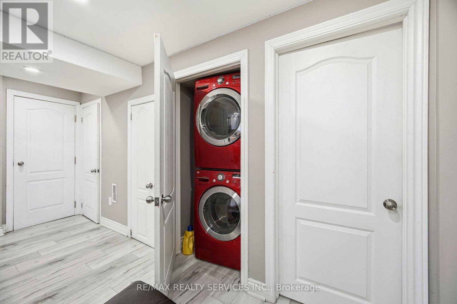 71 Hutton Crescent, Caledon, Ontario  L7C 1A7 - Photo 48 - W12631274