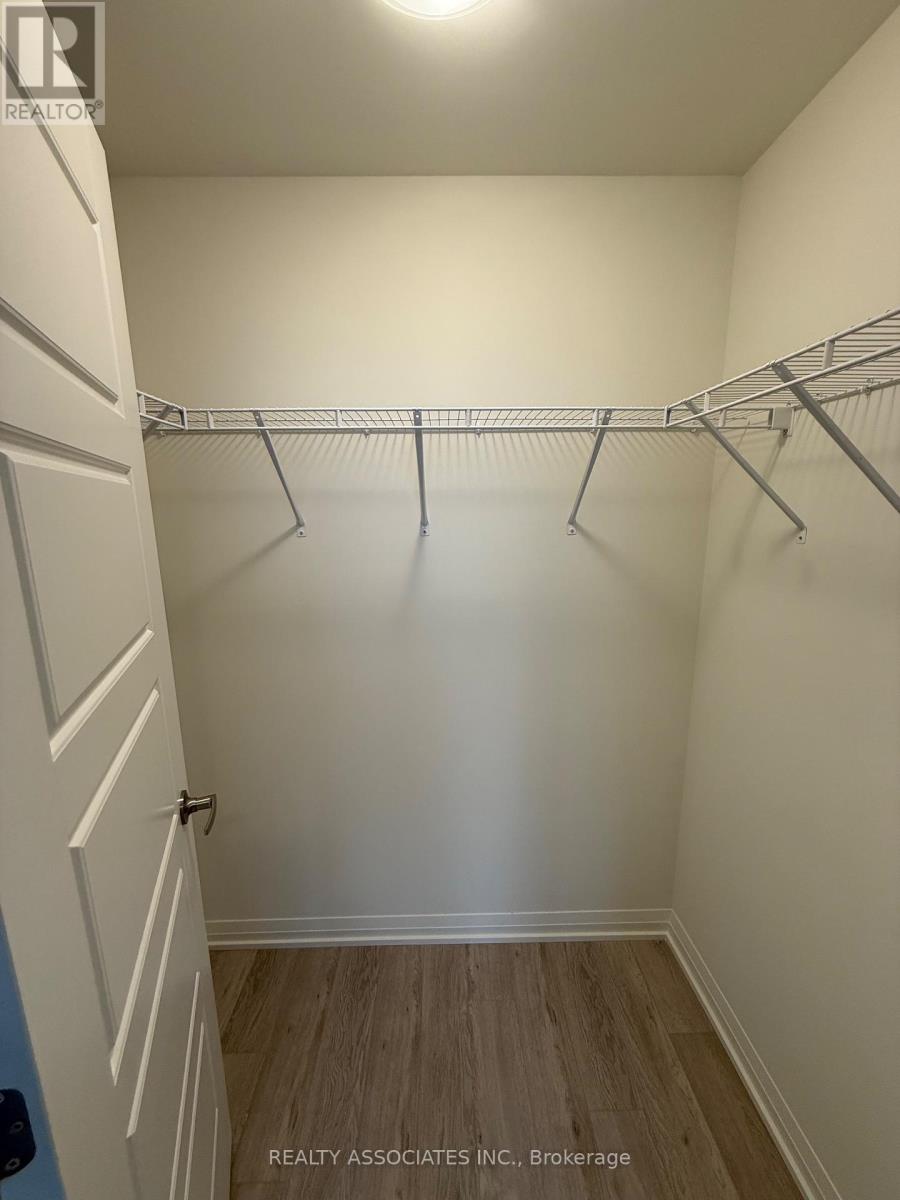 103 - 3006 William Cutmore Boulevard, Oakville, Ontario  L6H 8A4 - Photo 7 - W12631276