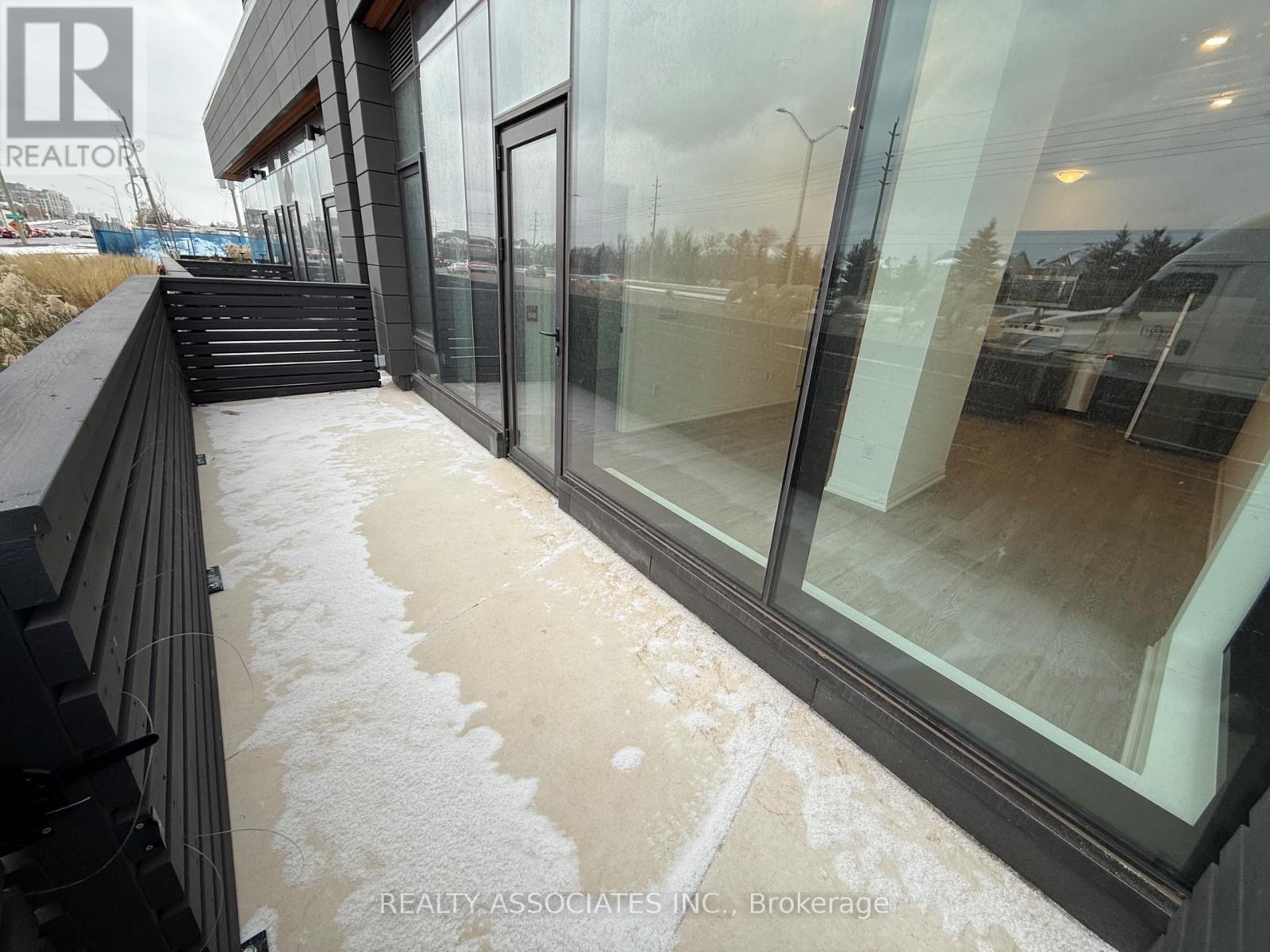 103 - 3006 William Cutmore Boulevard, Oakville, Ontario  L6H 8A4 - Photo 9 - W12631276