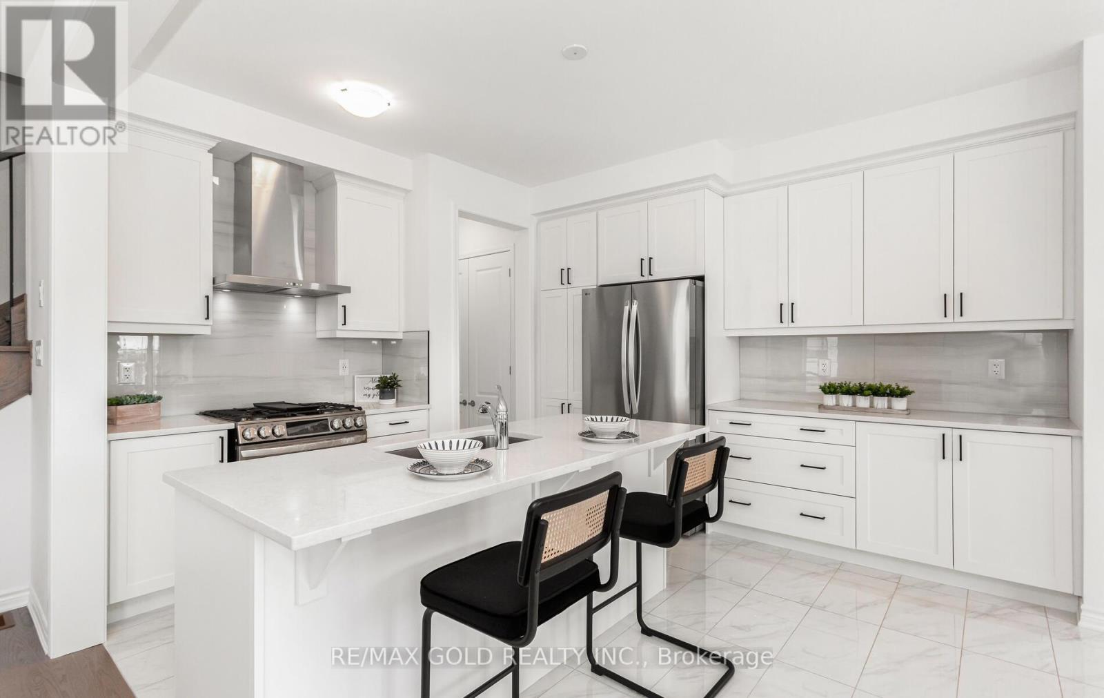 1603 Whitlock Avenue, Milton, Ontario  L9T 6H8 - Photo 14 - W12631284