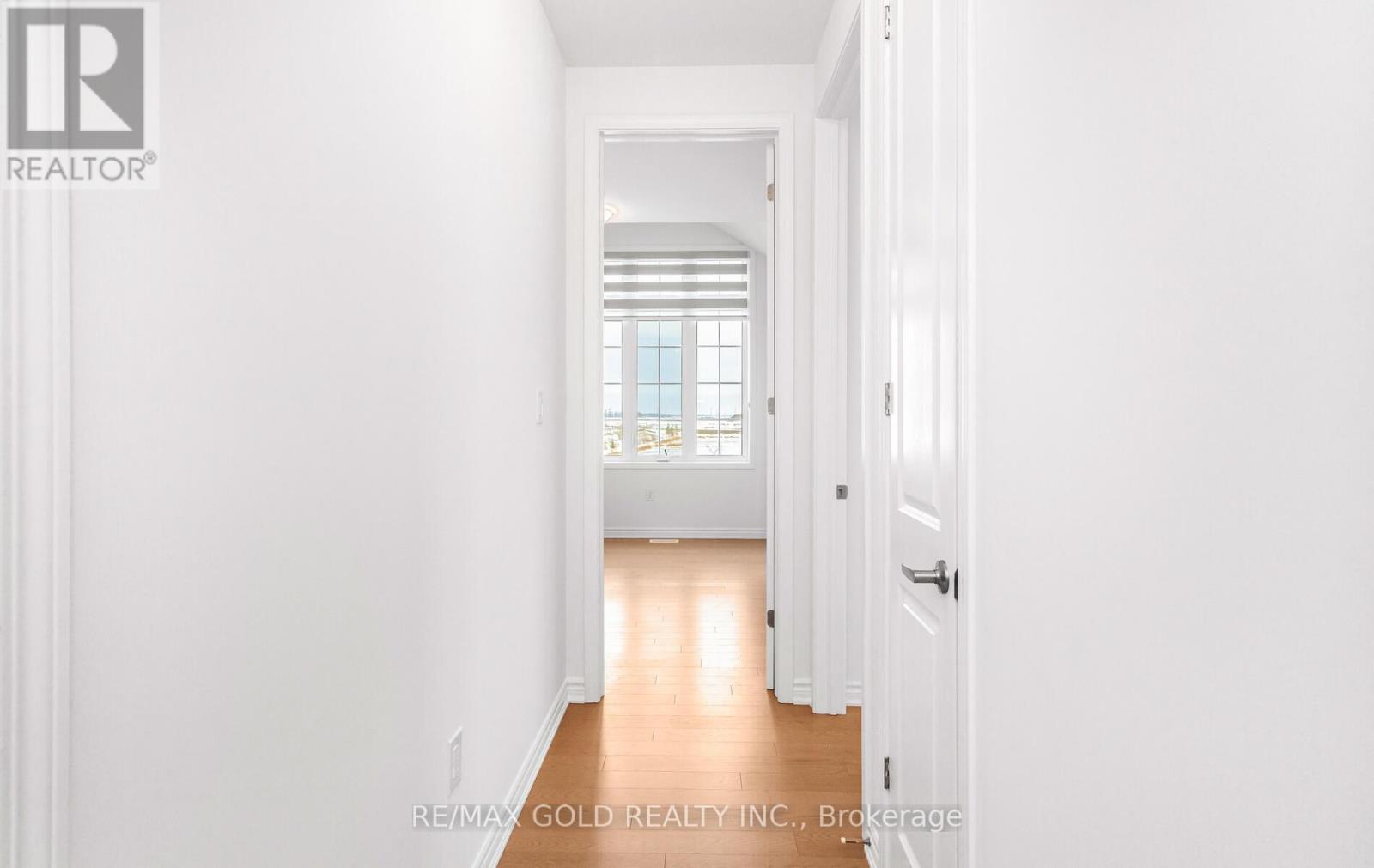 1603 Whitlock Avenue, Milton, Ontario  L9T 6H8 - Photo 34 - W12631284