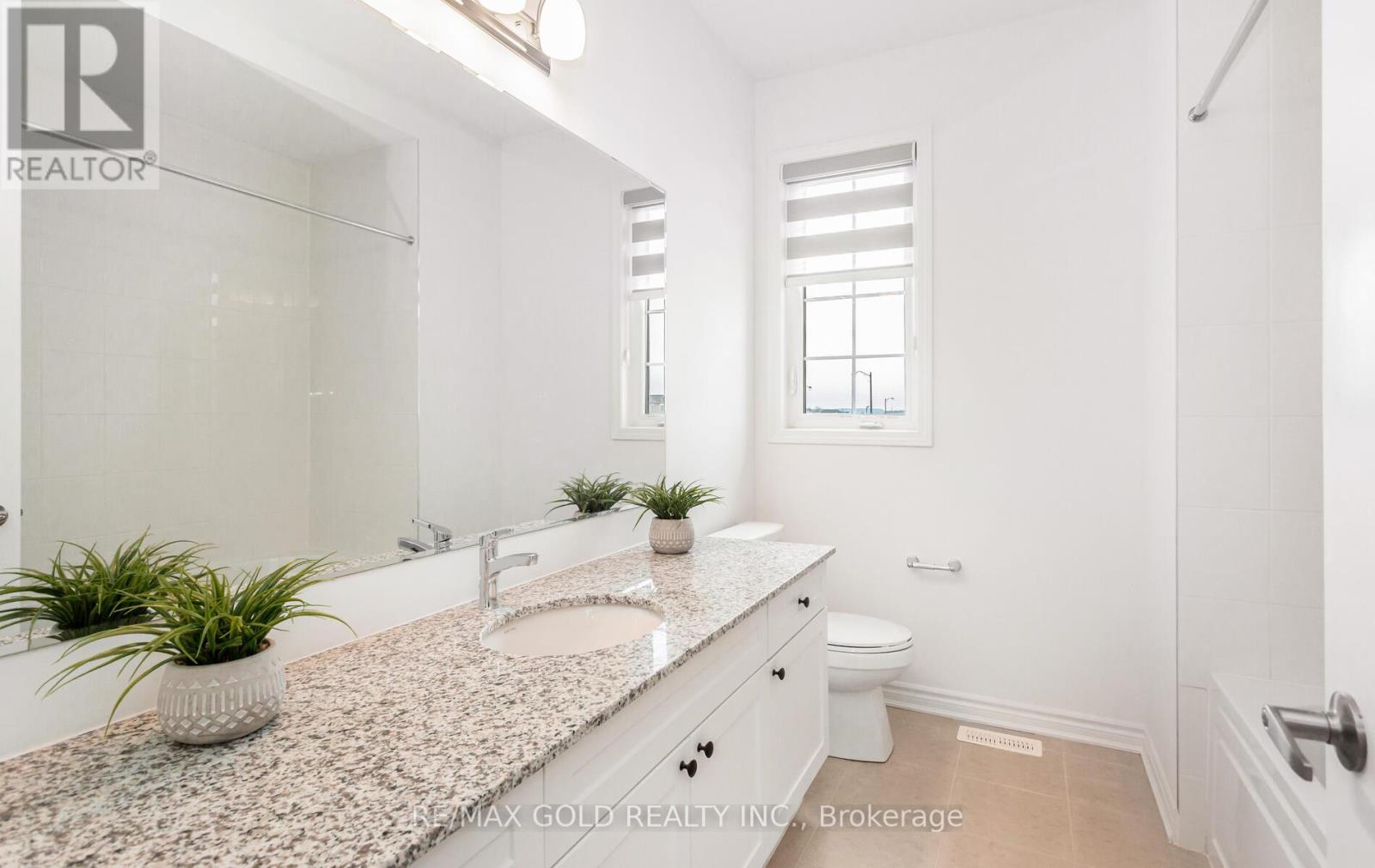 1603 Whitlock Avenue, Milton, Ontario  L9T 6H8 - Photo 43 - W12631284