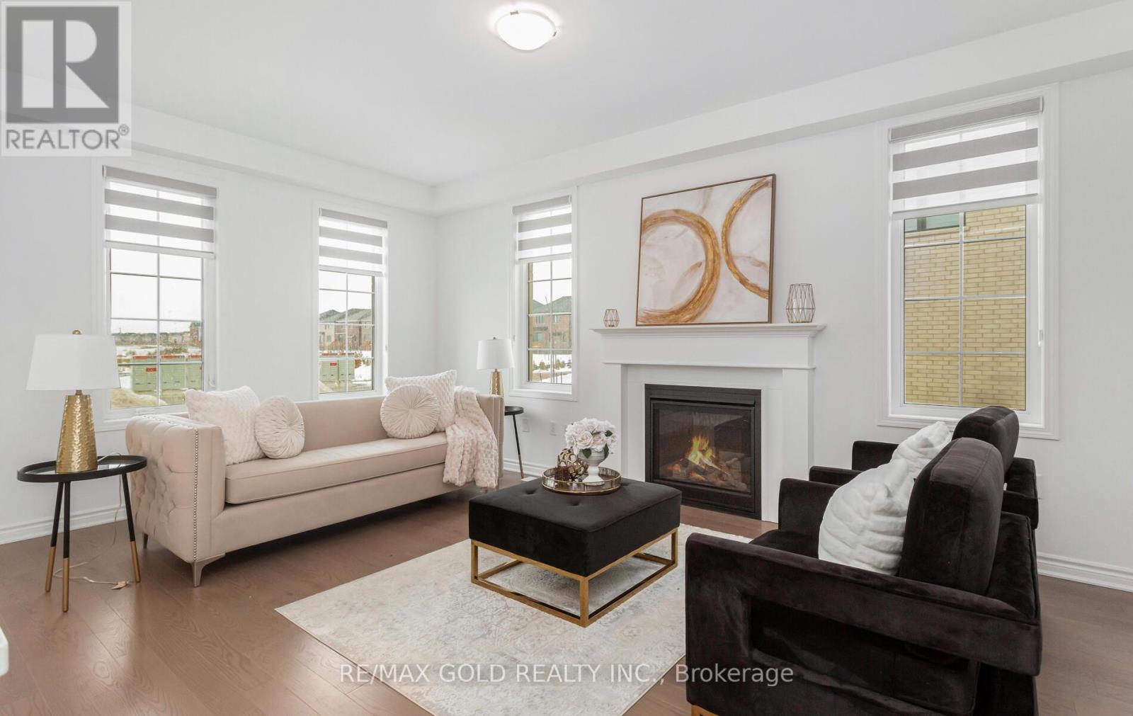 1603 Whitlock Avenue, Milton, Ontario  L9T 6H8 - Photo 8 - W12631284