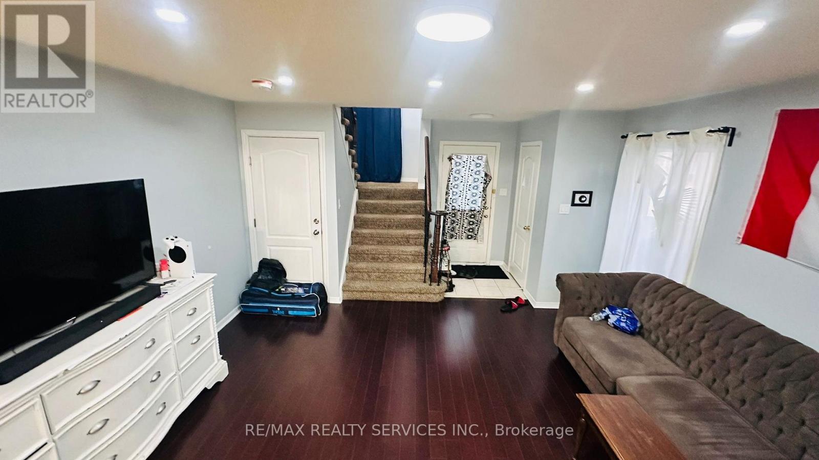 19 FLATLANDS WAY, Brampton, Ontario