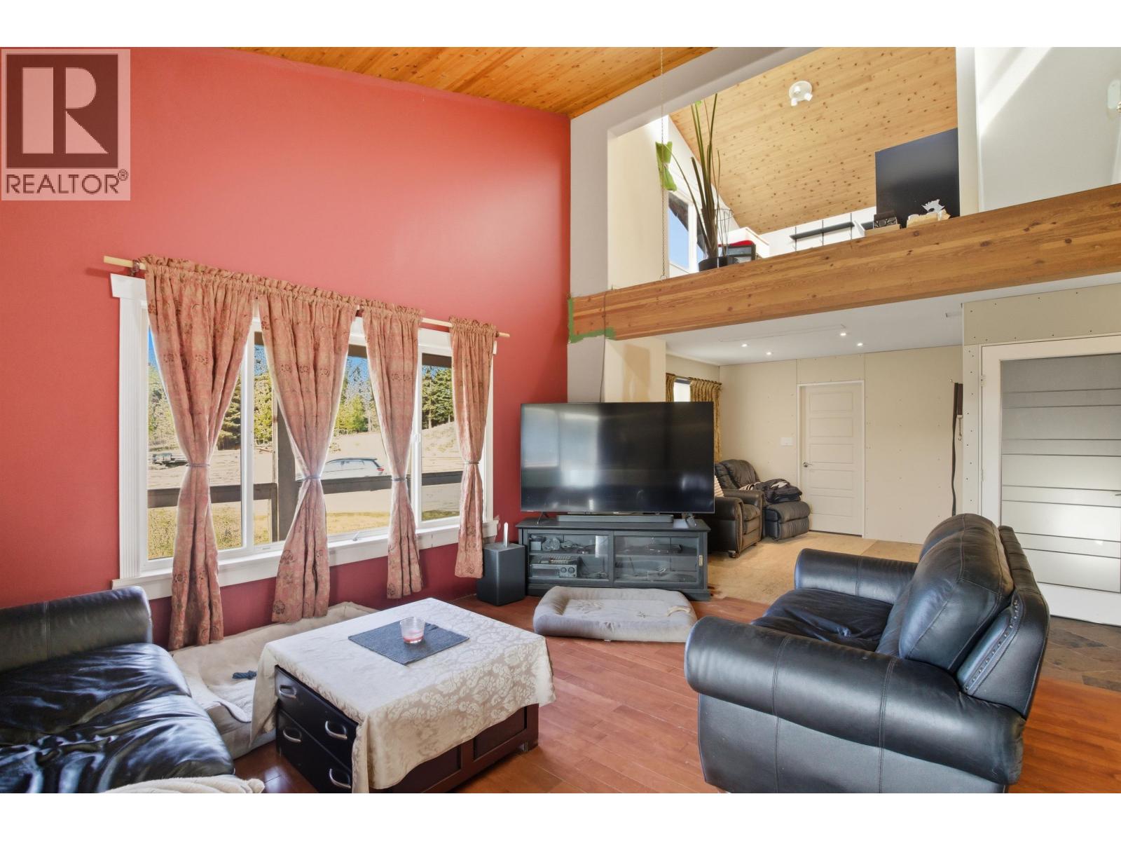 6391 Houseman Road, 100 Mile House, British Columbia  V0K 1G0 - Photo 26 - R3061799