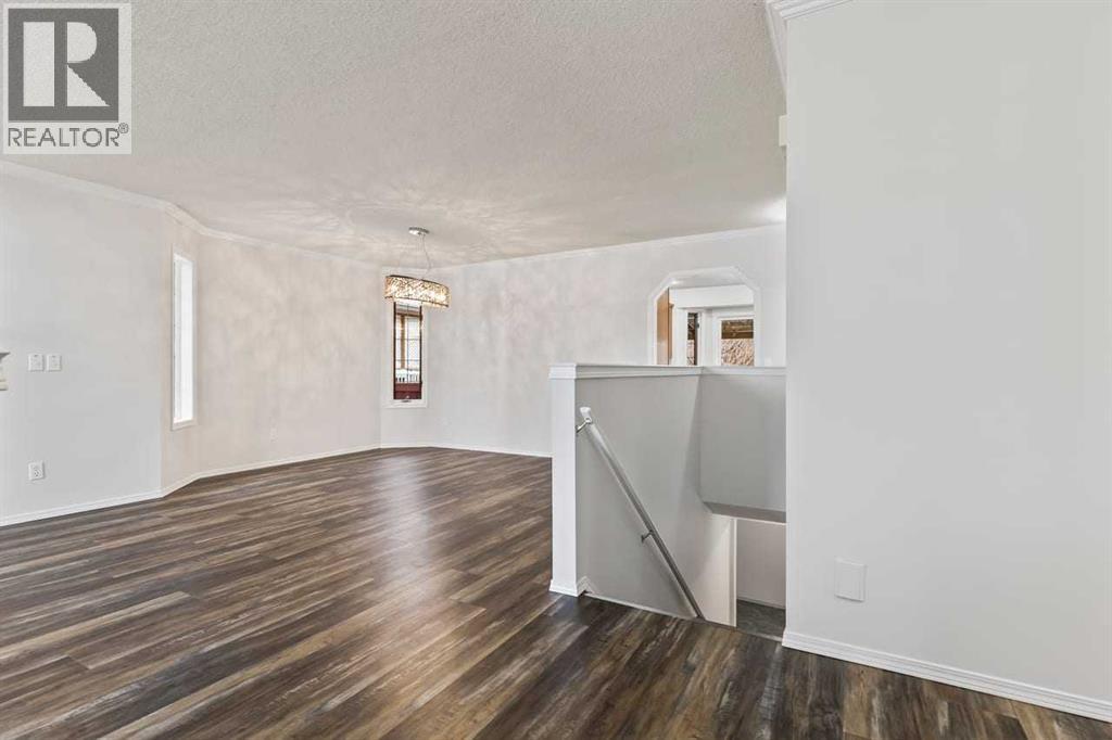 1513 10 Avenue Se, High River, Alberta  T1V 1L8 - Photo 5 - A2272338