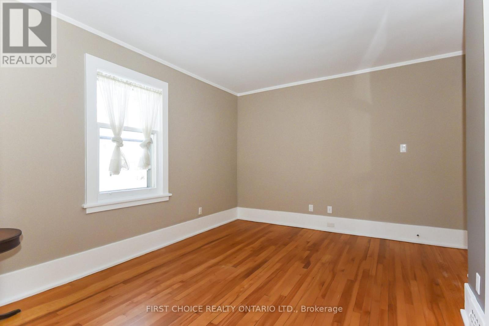 142 Broadway Avenue, Ottawa, Ontario  K1S 2V8 - Photo 22 - X12631316