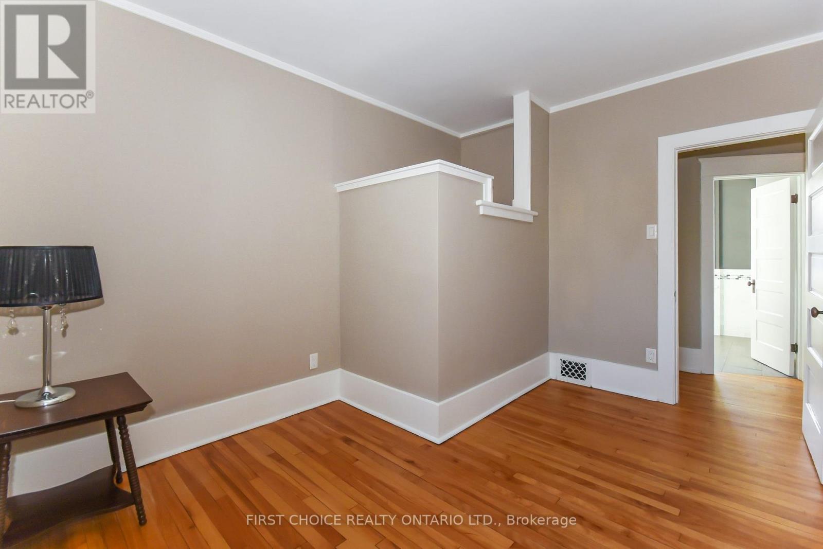 142 Broadway Avenue, Ottawa, Ontario  K1S 2V8 - Photo 29 - X12631316