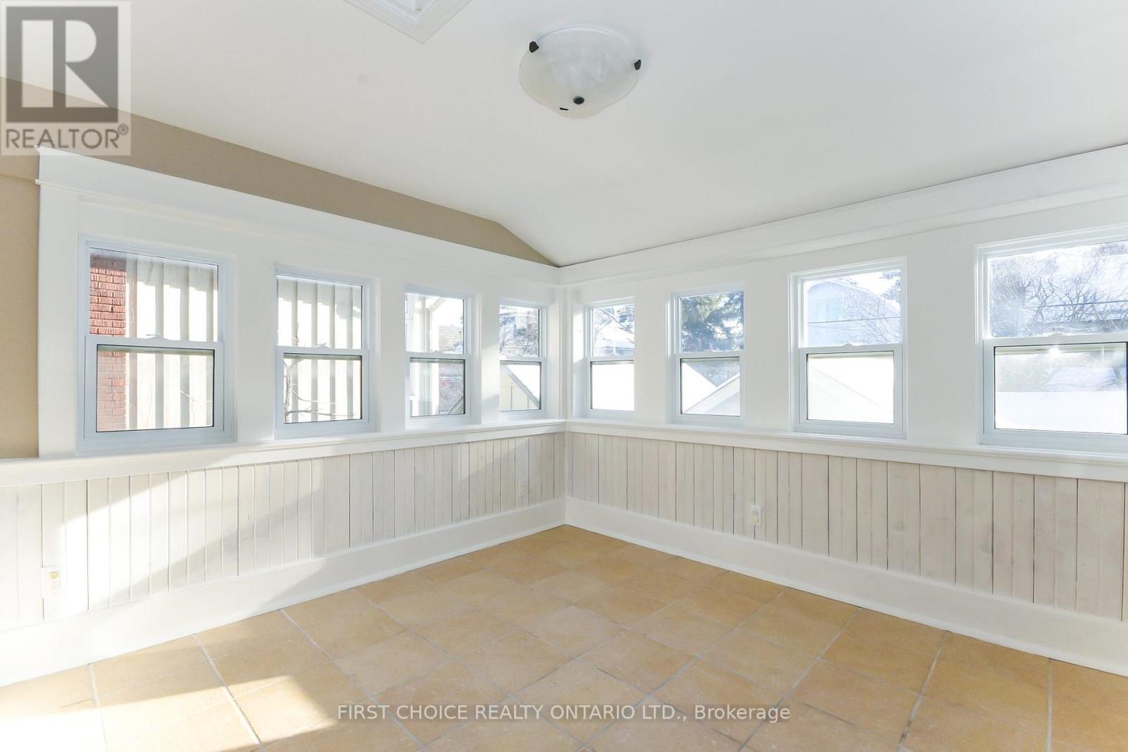 142 Broadway Avenue, Ottawa, Ontario  K1S 2V8 - Photo 36 - X12631316