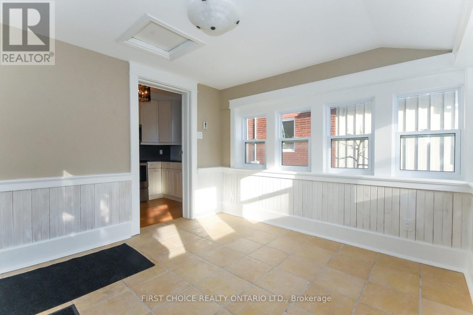 142 Broadway Avenue, Ottawa, Ontario  K1S 2V8 - Photo 37 - X12631316