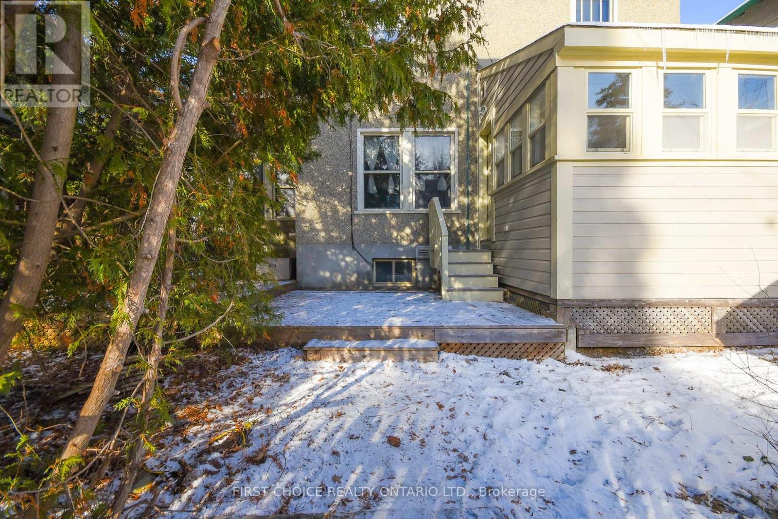 142 Broadway Avenue, Ottawa, Ontario  K1S 2V8 - Photo 39 - X12631316