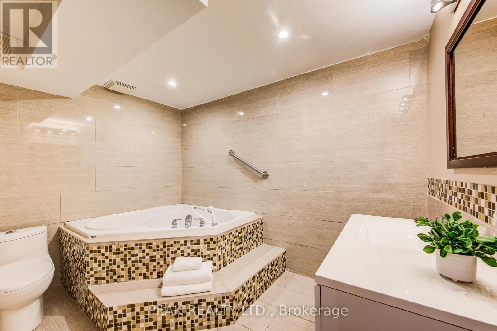 9 Browning Place, Woodstock, Ontario  N4S 8B6 - Photo 35 - X12631258