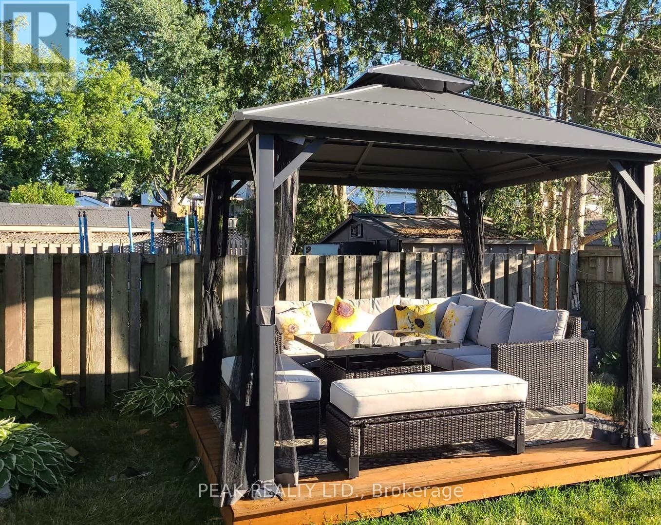 9 Browning Place, Woodstock, Ontario  N4S 8B6 - Photo 48 - X12631258