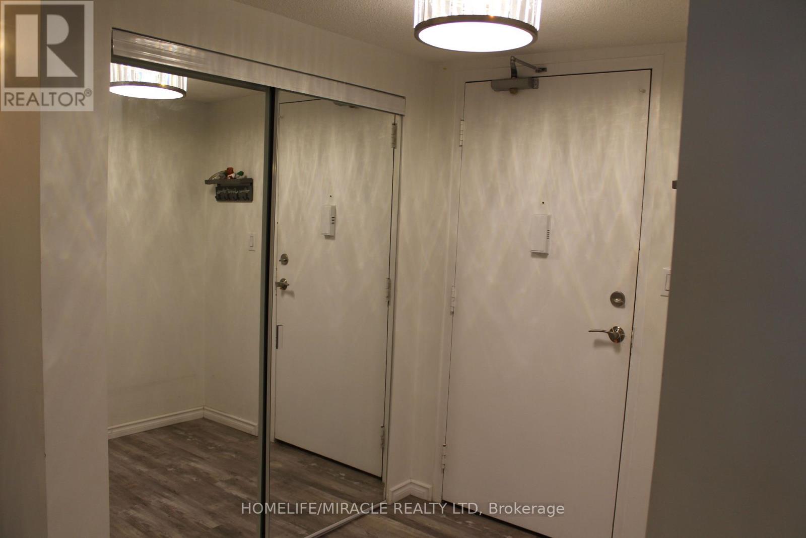 612 - 89 Westwood Road, Guelph, Ontario  N1H 6Y8 - Photo 2 - X12631262