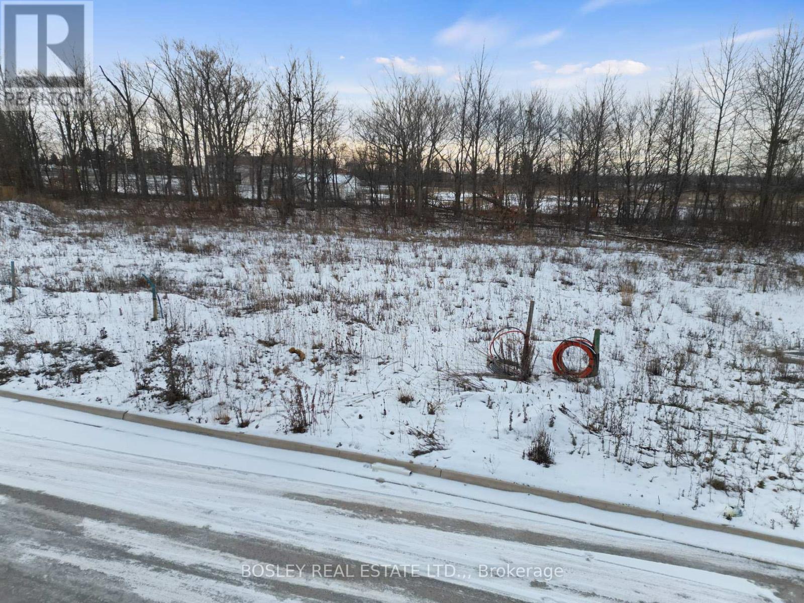 172 Hodgkins Avenue, Thorold (Allanburg/thorold South), Ontario  L2V 0M6 - Photo 8 - X12631334