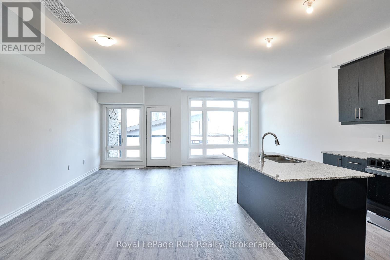 27 Wyn Wood Lane, Orillia, Ontario  L3V 8P7 - Photo 6 - S12631320