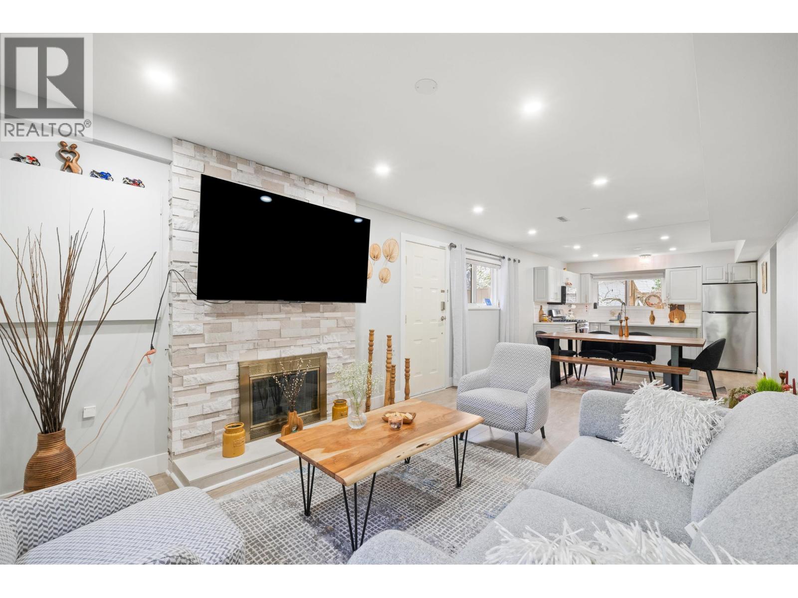 2333 Kirkstone Road, North Vancouver, British Columbia  V7J 3M1 - Photo 23 - R3057247