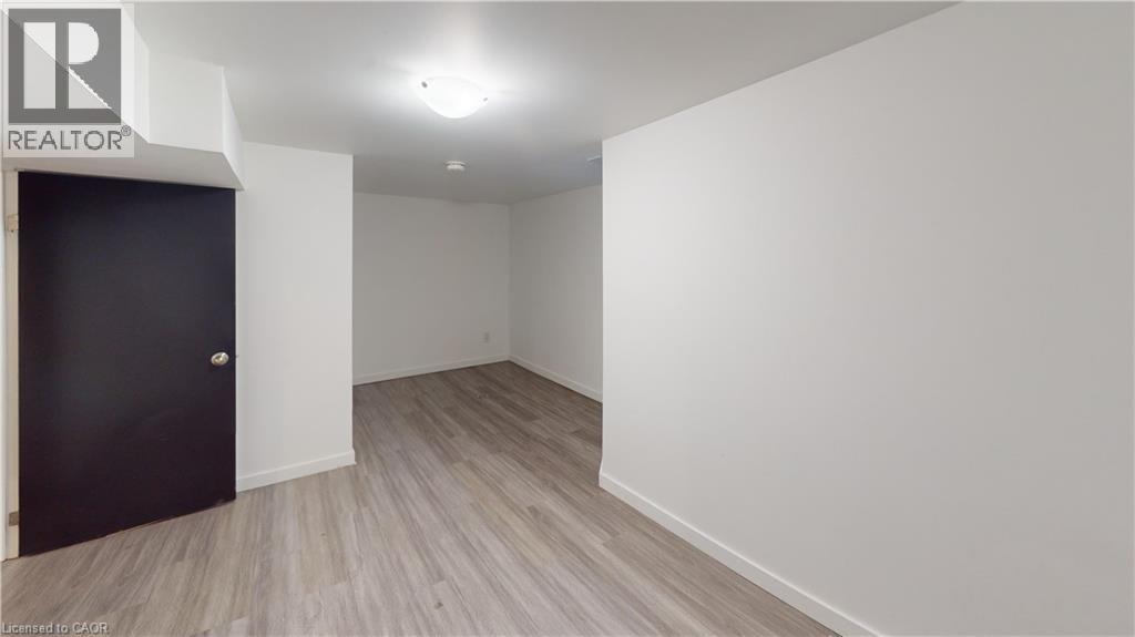 15 Millwood Crescent, Kitchener, Ontario N2P 1X3 - Photo 6 - 40793712