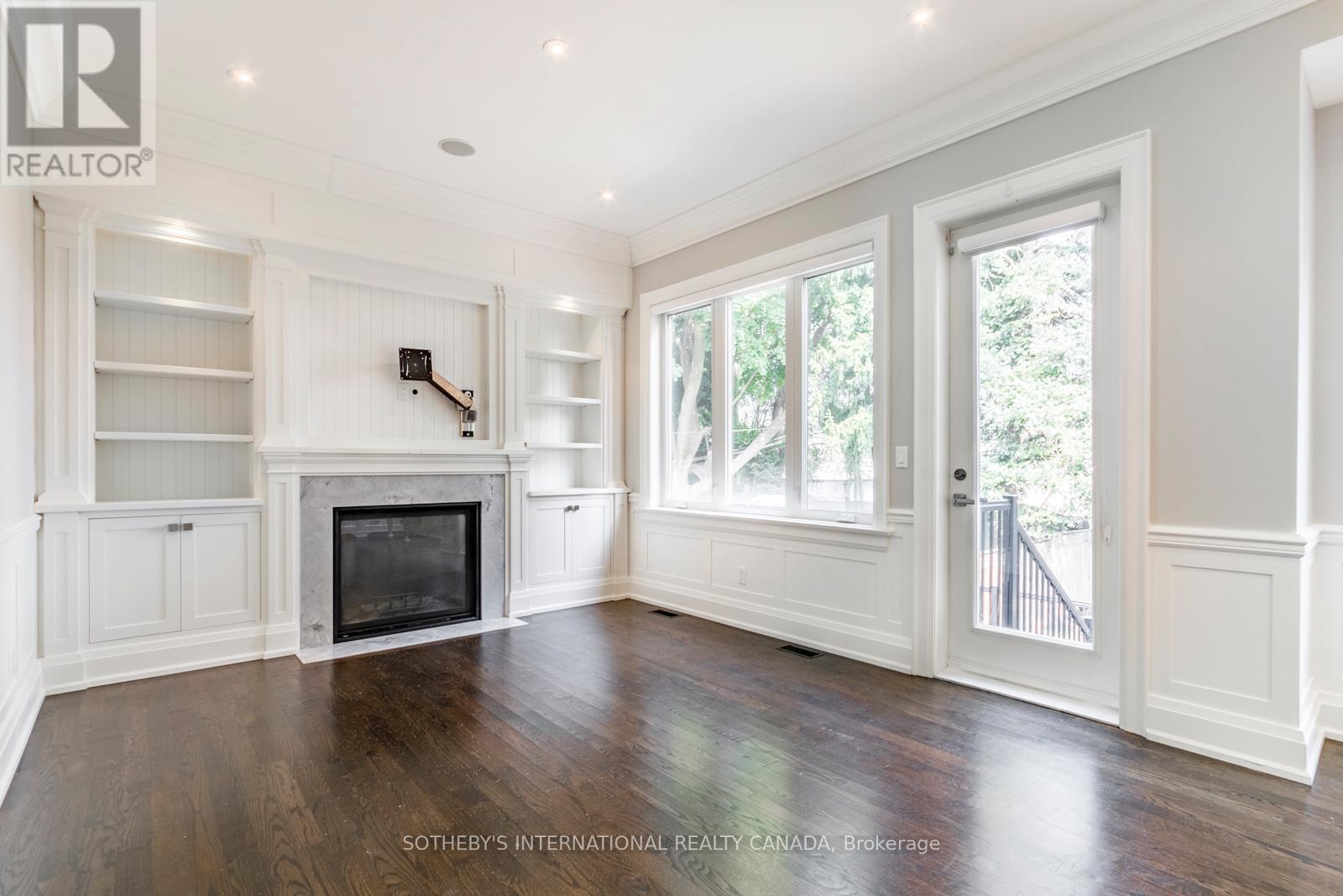 12 Kenrae Road, Toronto, Ontario  M4G 1Y1 - Photo 14 - C12631332