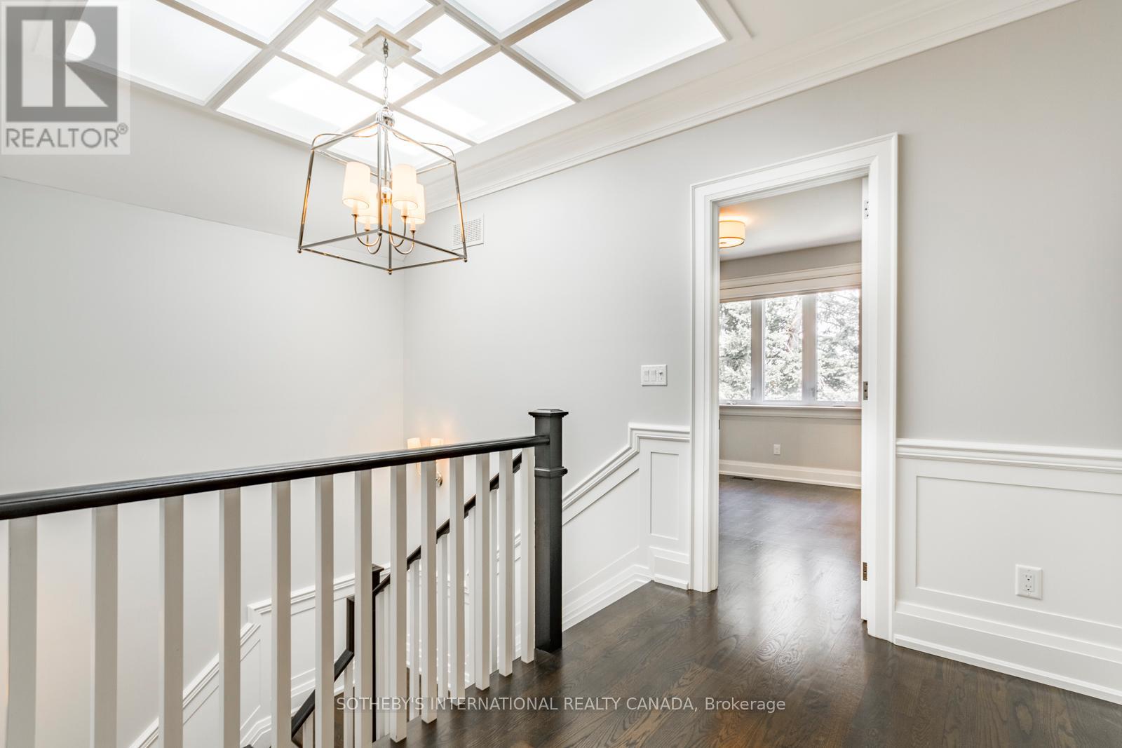 12 Kenrae Road, Toronto, Ontario  M4G 1Y1 - Photo 18 - C12631332