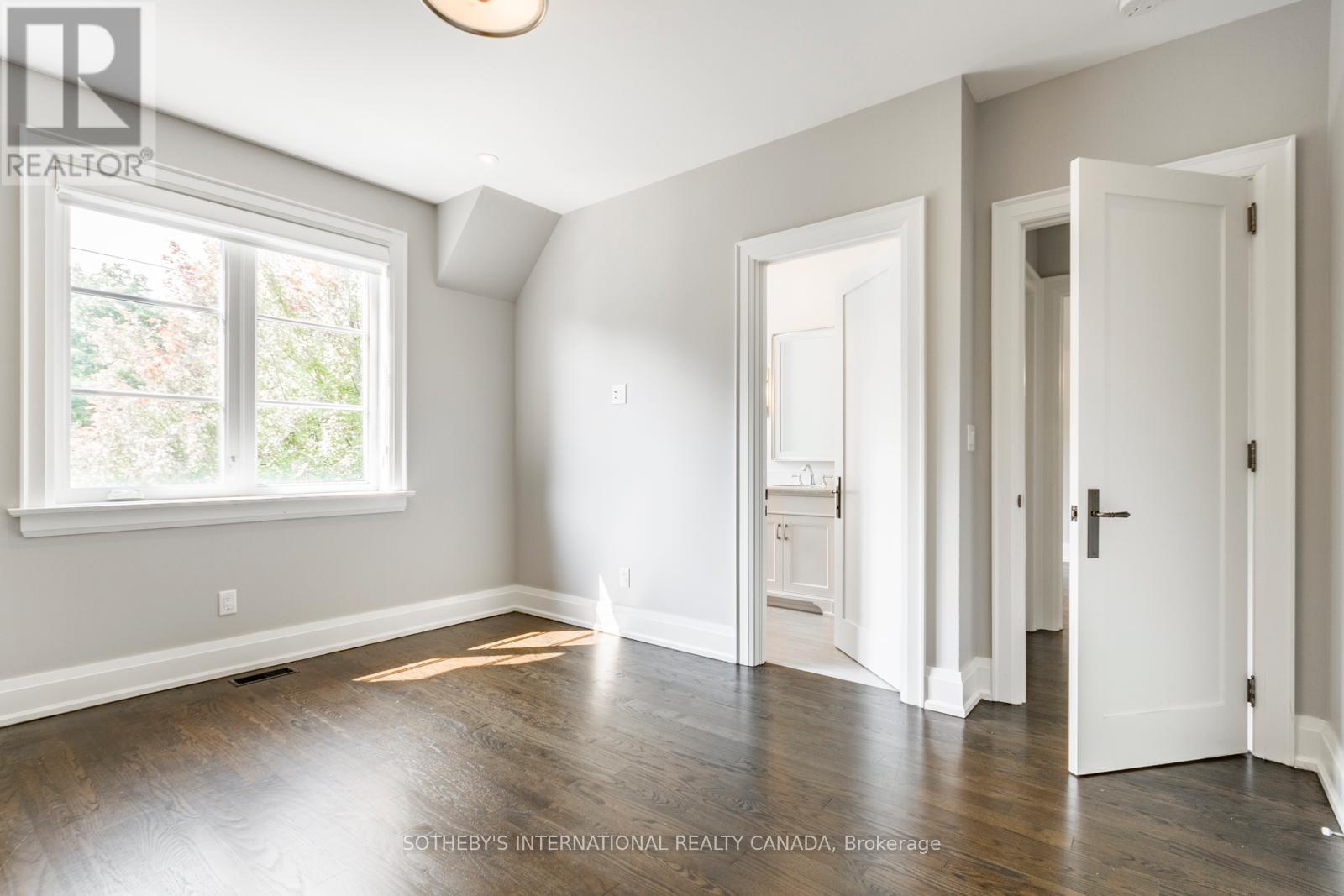 12 Kenrae Road, Toronto, Ontario  M4G 1Y1 - Photo 25 - C12631332