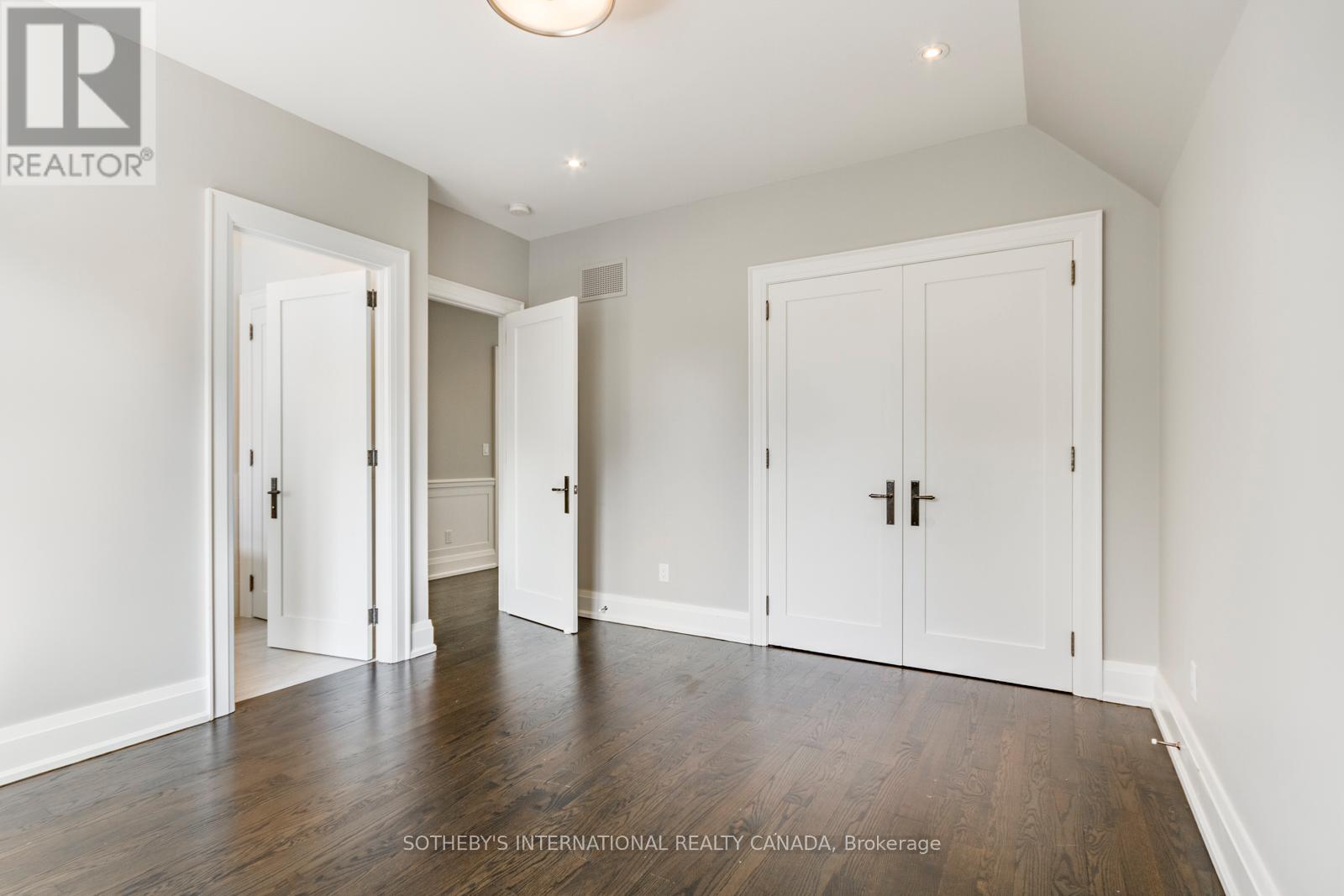 12 Kenrae Road, Toronto, Ontario  M4G 1Y1 - Photo 26 - C12631332