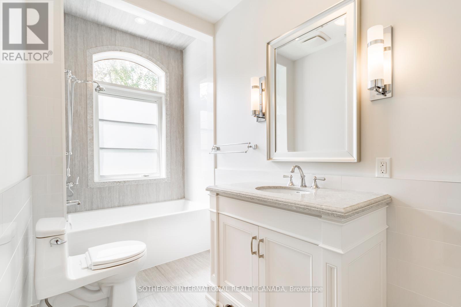 12 Kenrae Road, Toronto, Ontario  M4G 1Y1 - Photo 28 - C12631332