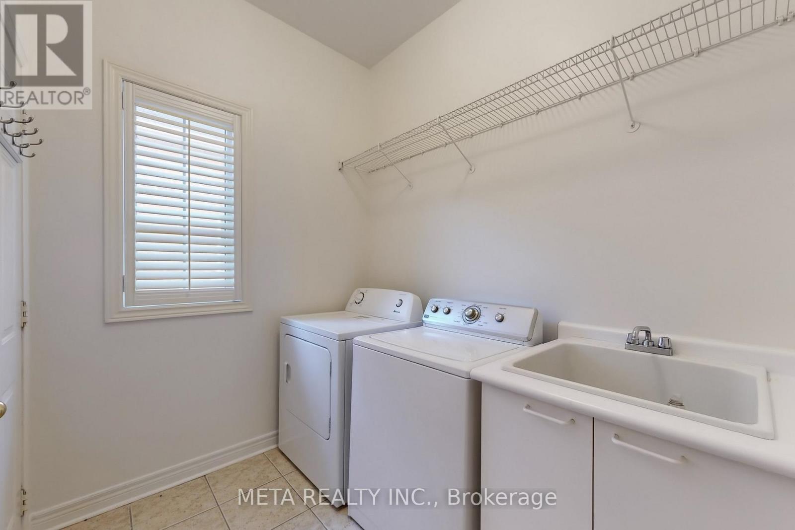 188 Willis Drive, Aurora (Aurora Highlands), Ontario  L4G 7M2 - Photo 13 - N12631310