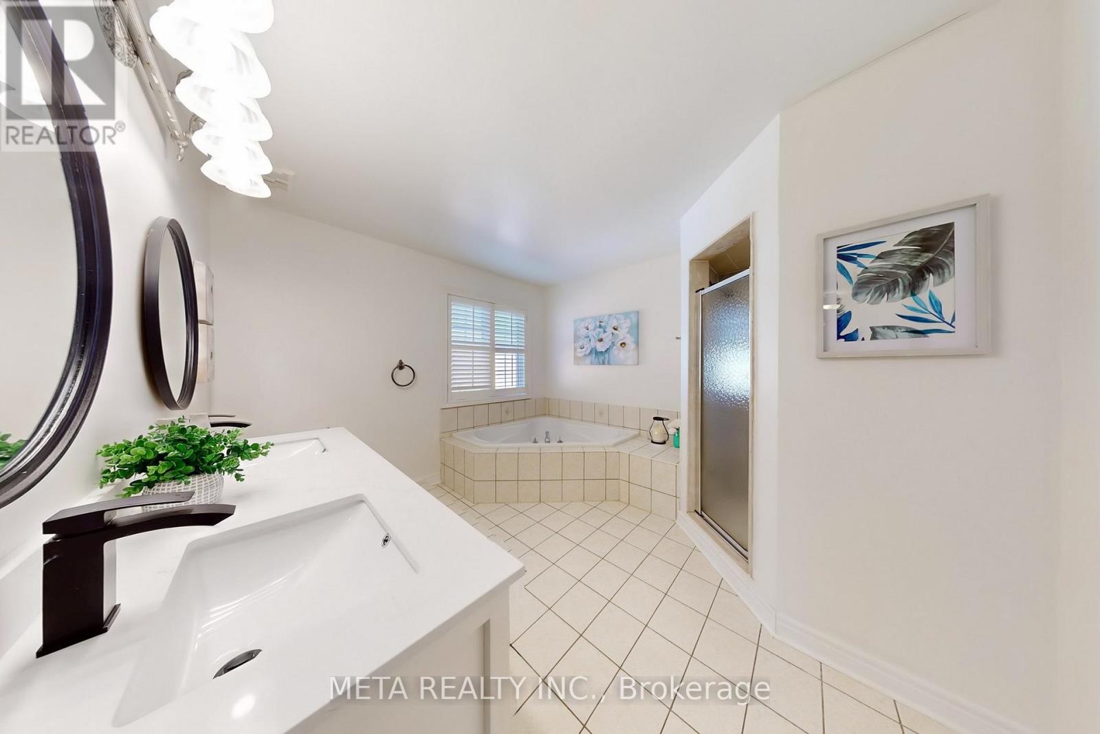 188 Willis Drive, Aurora (Aurora Highlands), Ontario  L4G 7M2 - Photo 18 - N12631310